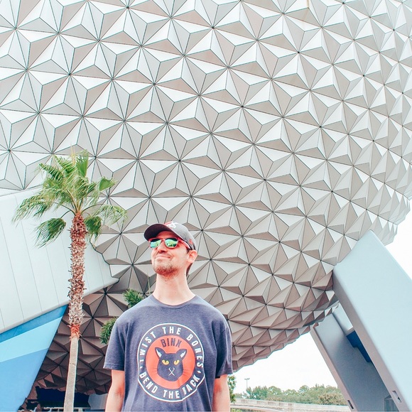 Meet your Posher, Adam - Picture 1 of 1